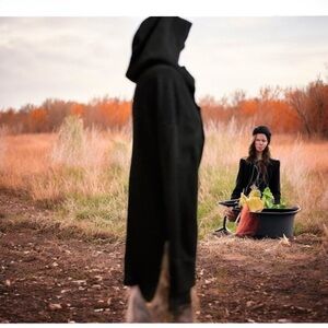FATE Black Hooded Cloak Unisex Size M | Gothic‎ Grunge Cape Raw Hem Distressed